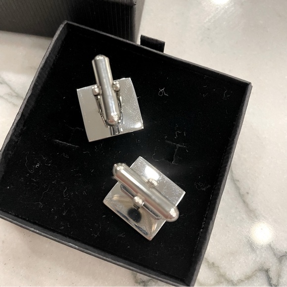 SteelX stainless steel cuff links with black bar accent - Picture 3 of 4